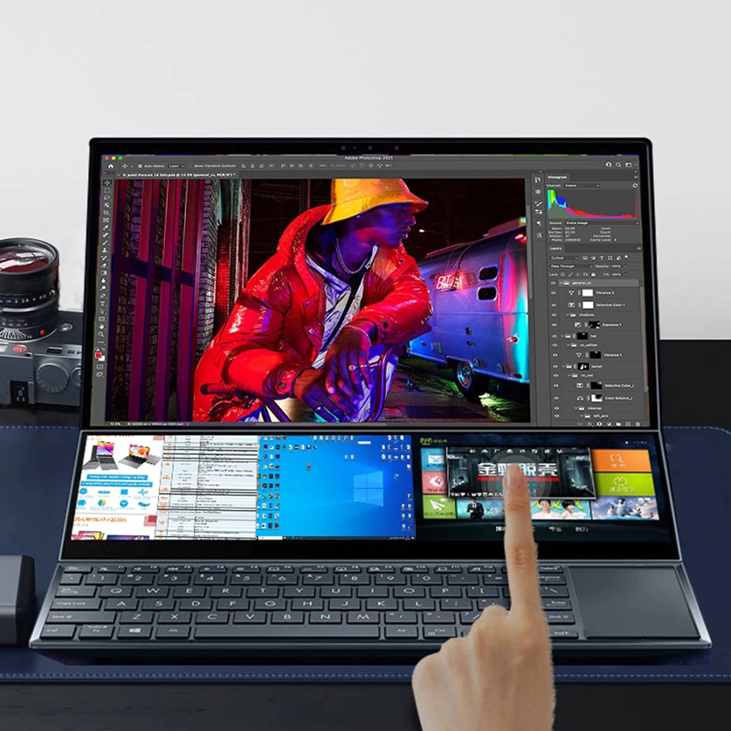 Dual-Screen E-Sports Laptop